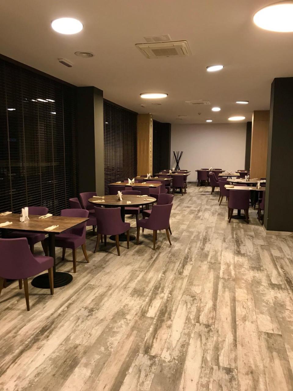 Hotel Lux Divina Brașov Exterior foto