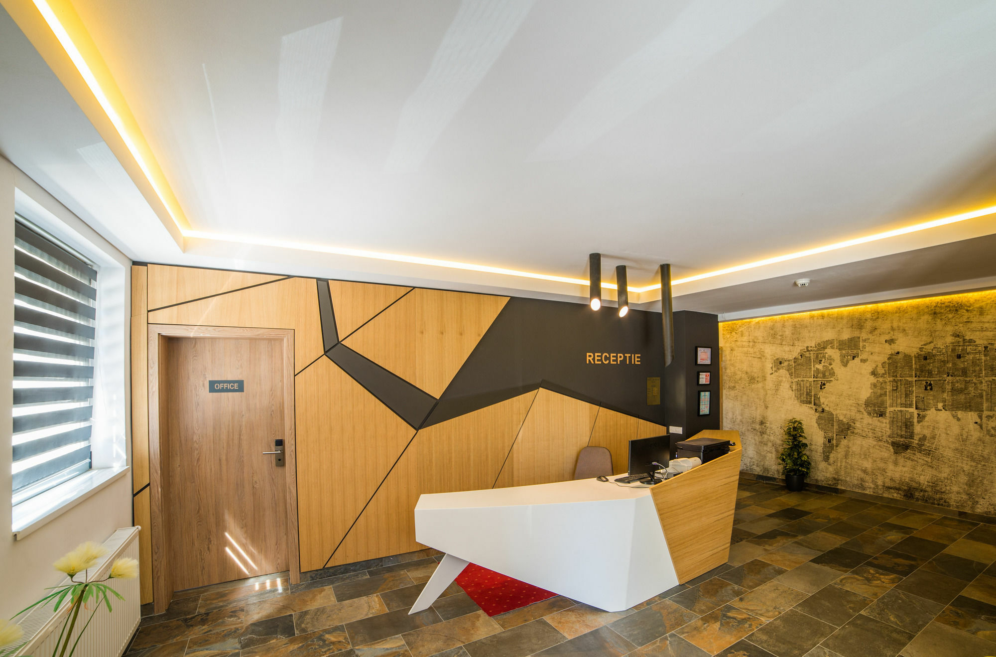 Hotel Lux Divina Brașov Exterior foto